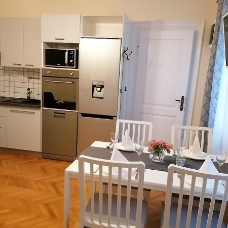 Apartman Lusetic Opatija Exterior foto
